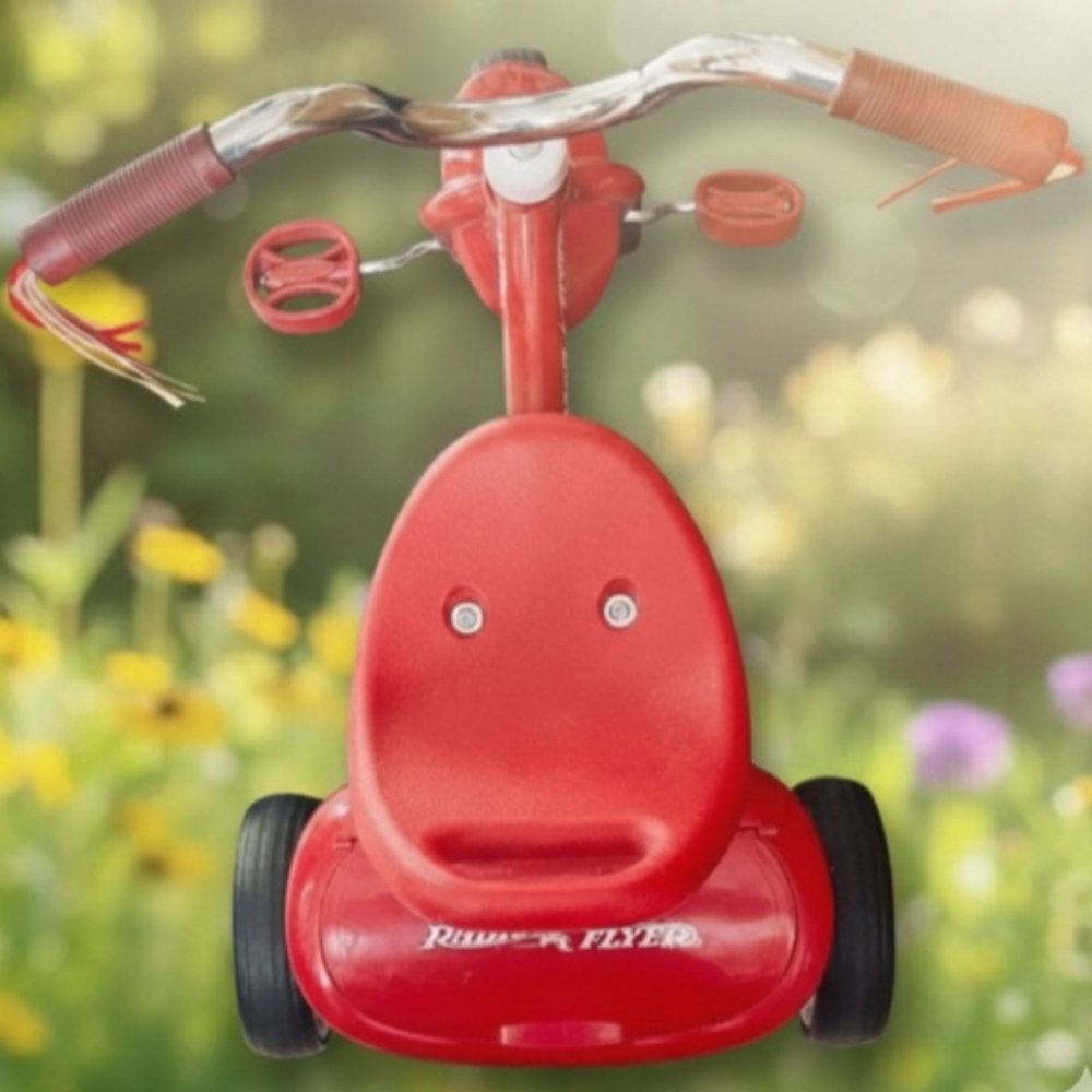 Radio Flyer Trike Best Bike For Kids Toddlers Tricycle - Ages 2 and up - Picture 2 of 4